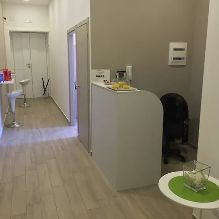 Funikuli Funikula بيت ضيافة نابولي