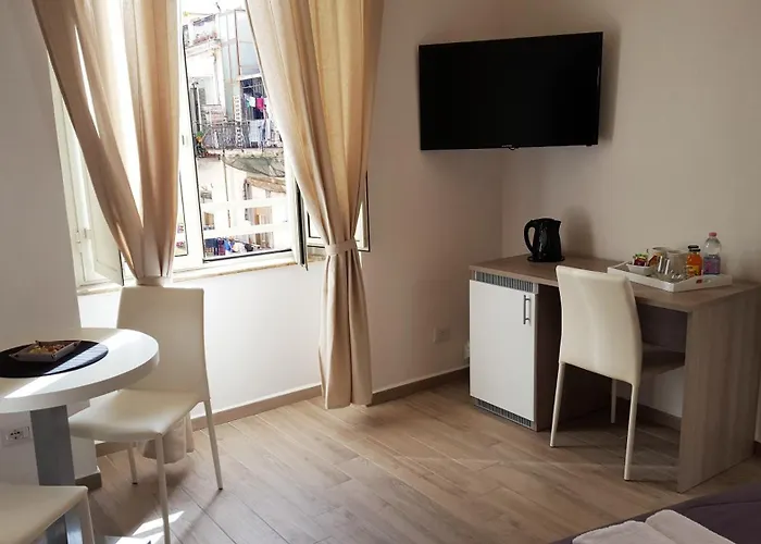 Funikuli Funikula Pensionat Neapel