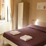 Penzion Funikuli Funikula Neapol