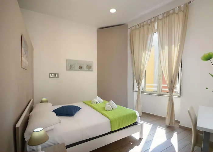 Funikuli Funikula 3* Napoli